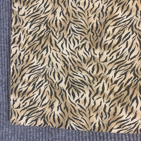 VTG Worthington Skirt Women's 10 Beige Tiger Print Straight Slit Professional - Picture 6 of 12